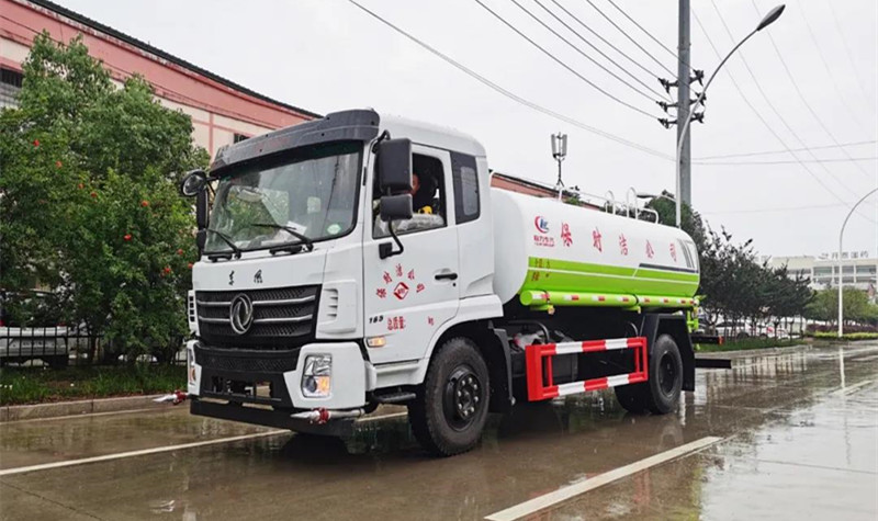 東風(fēng)商用12方國(guó)六灑水車