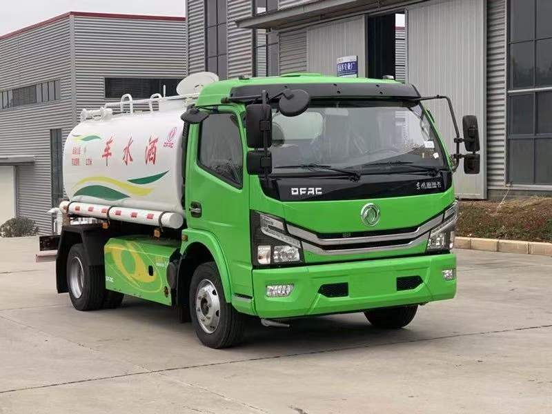 6.8噸東風(fēng)LNG、CNG灑水車(chē)介紹