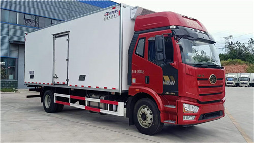 國六解放J6L精英版7.5米冷藏車，10噸國六冷藏車