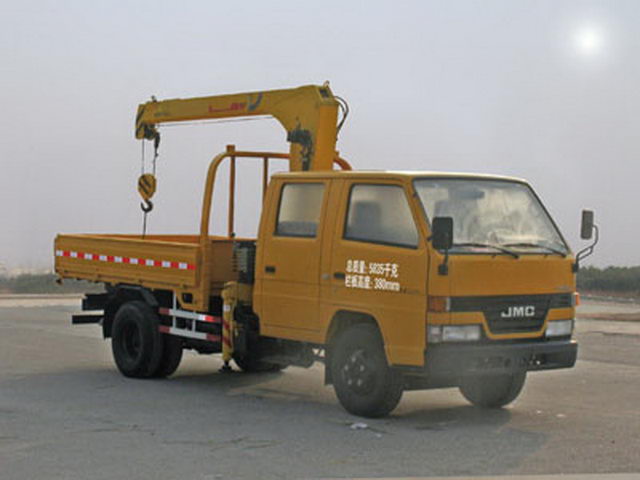 國四江鈴雙排座隨車起重運(yùn)輸車