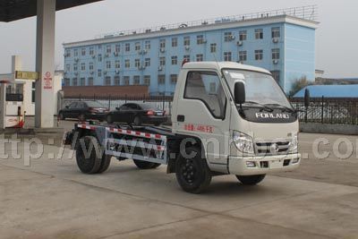 國(guó)四福田車廂可卸式垃圾車