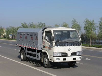 東風(fēng)密封式垃圾車(chē)